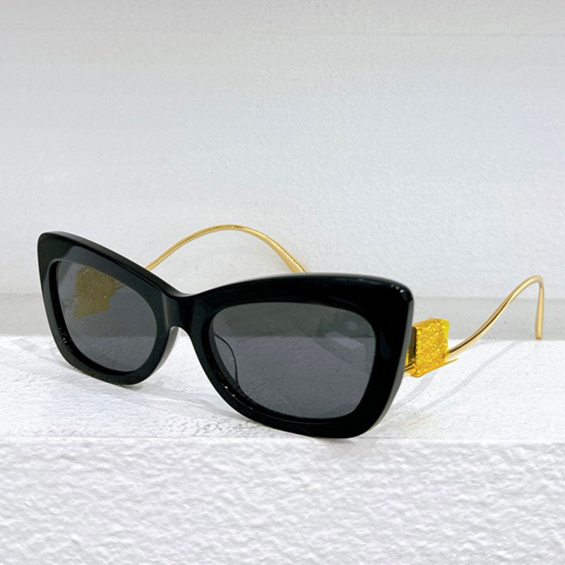 Innovative design sunglasses D4461B Womens Trend Sunglasses UV400 proof acetate frames Metallic Wave mirror legs Designed for Womens photography sun