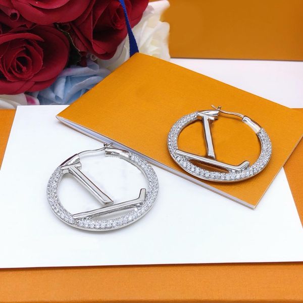 Luxury Fashion Designer Earrings Hoops Earrings Shining Silver Crystal Letters Classic Timeless Ladies must-have fashion item Wedding Party