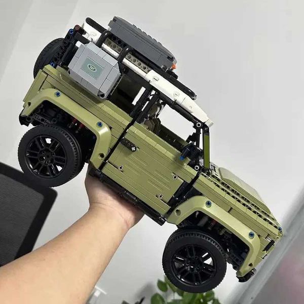 Two models Compatible high-tech Car Series Supercar Land Rover Guardian Off-Road Vehicle Model Building Blocks Bricks 42110 ToysXJ250113