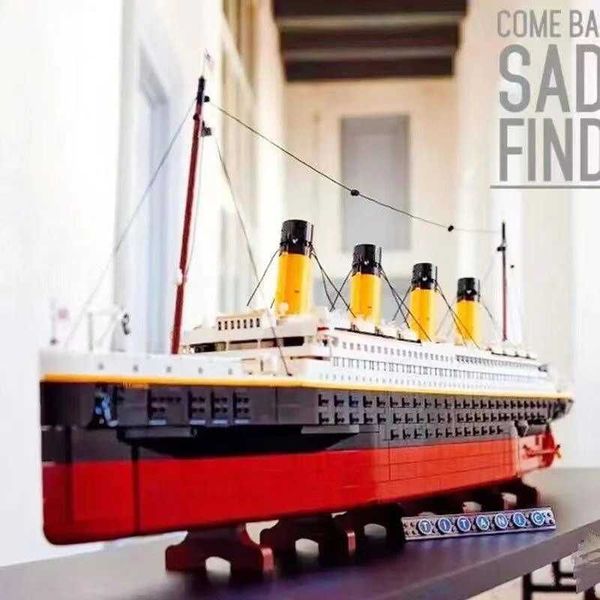 Blocks 13M Titanic Large Cruise Boat Ship Steamship Model Building Blocks for Adults Compatible With 10294 Educational Toys 9090 partsY24112