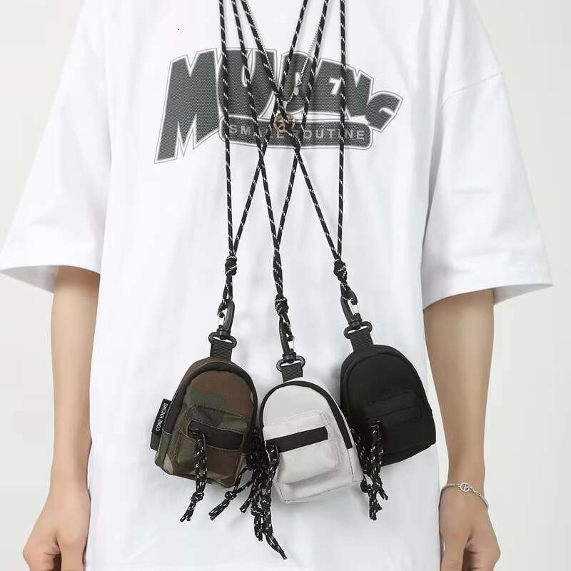 Wholesale Hip-hop Key Pendant Headphone Pocket Cool Men Black Small Shoulder Bag