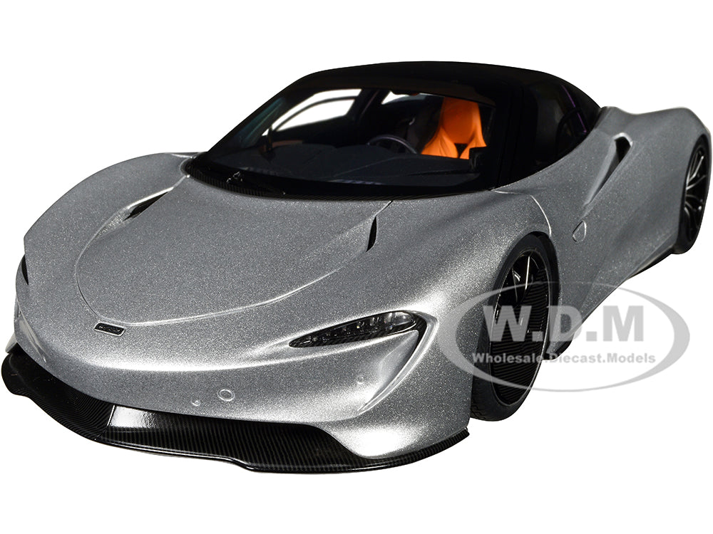 McLaren Speedtail Supernova Silver Metallic with Black Top and Suitcase Accessories 1-18 Model Car by Autoart
