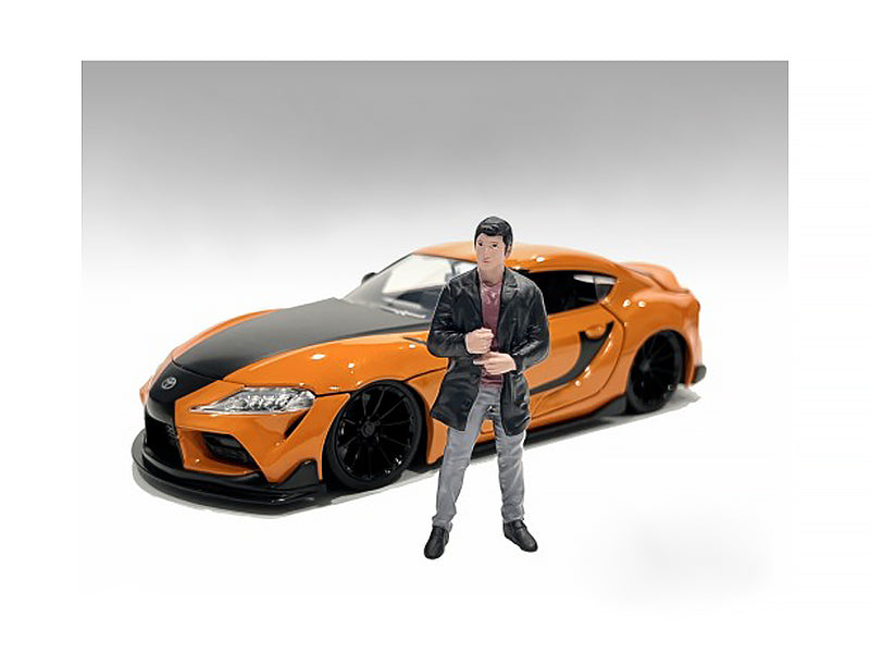 "Car Meet 3" Figure 3 for 118 Scale Models by American Diorama