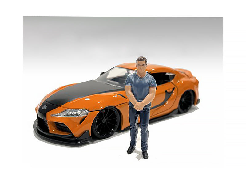 "Car Meet 3" Figure 4 for 118 Scale Models by American Diorama