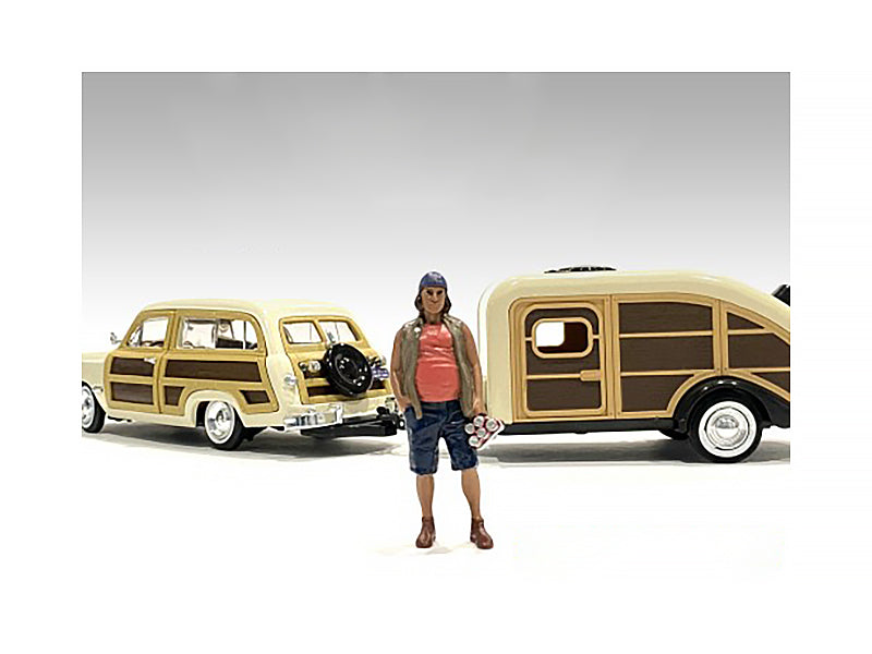 "Campers" Figure 2 for 118 Scale Models by American Diorama