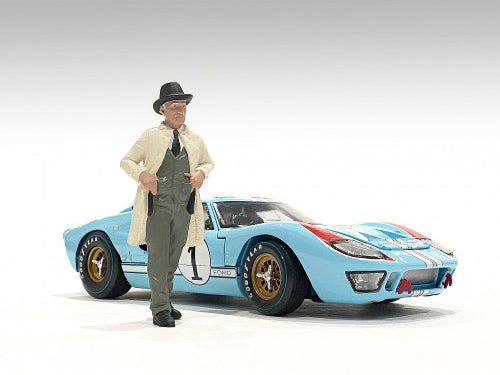 "Race Day 2" Figurine II for 124 Scale Models by American Diorama