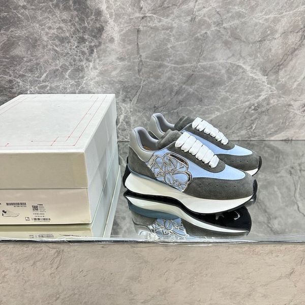 DS383 Design new men&#039;s flat bottomed height increasing casual shoes with Velcro soft sole, breathable, comfortable, non slip, daily uni