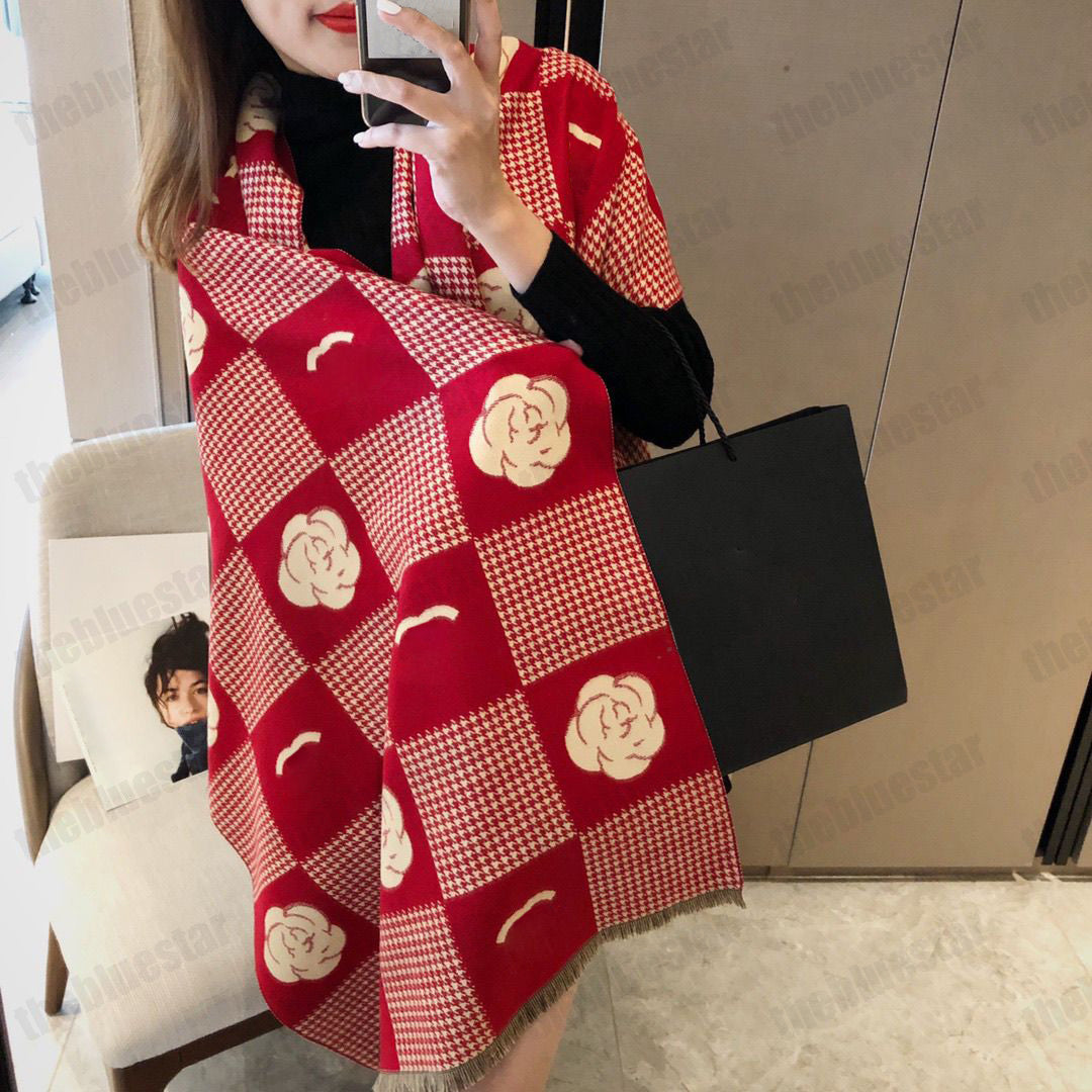 Designer Winter Scarf Womens Scarfs Lady Luxury Soft Scarves Full Letter Printed Scarves Soft Touch Warm Wraps With Tags CRD2509282