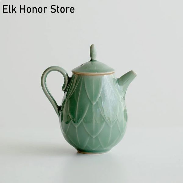 170ml premium Yuekir celadon porcelain teapot creative relief throne teapot making kettle Kung Fu tea set gift 240827