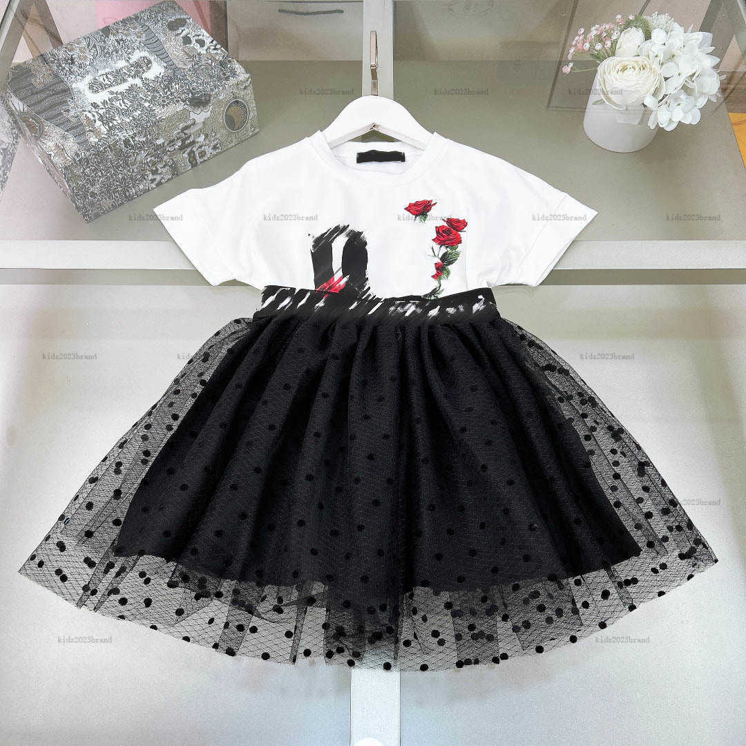 New kids dress sets summer child tracksuits Size 110-160 CM short sleeved T-shirt and Spotted lace short skirt