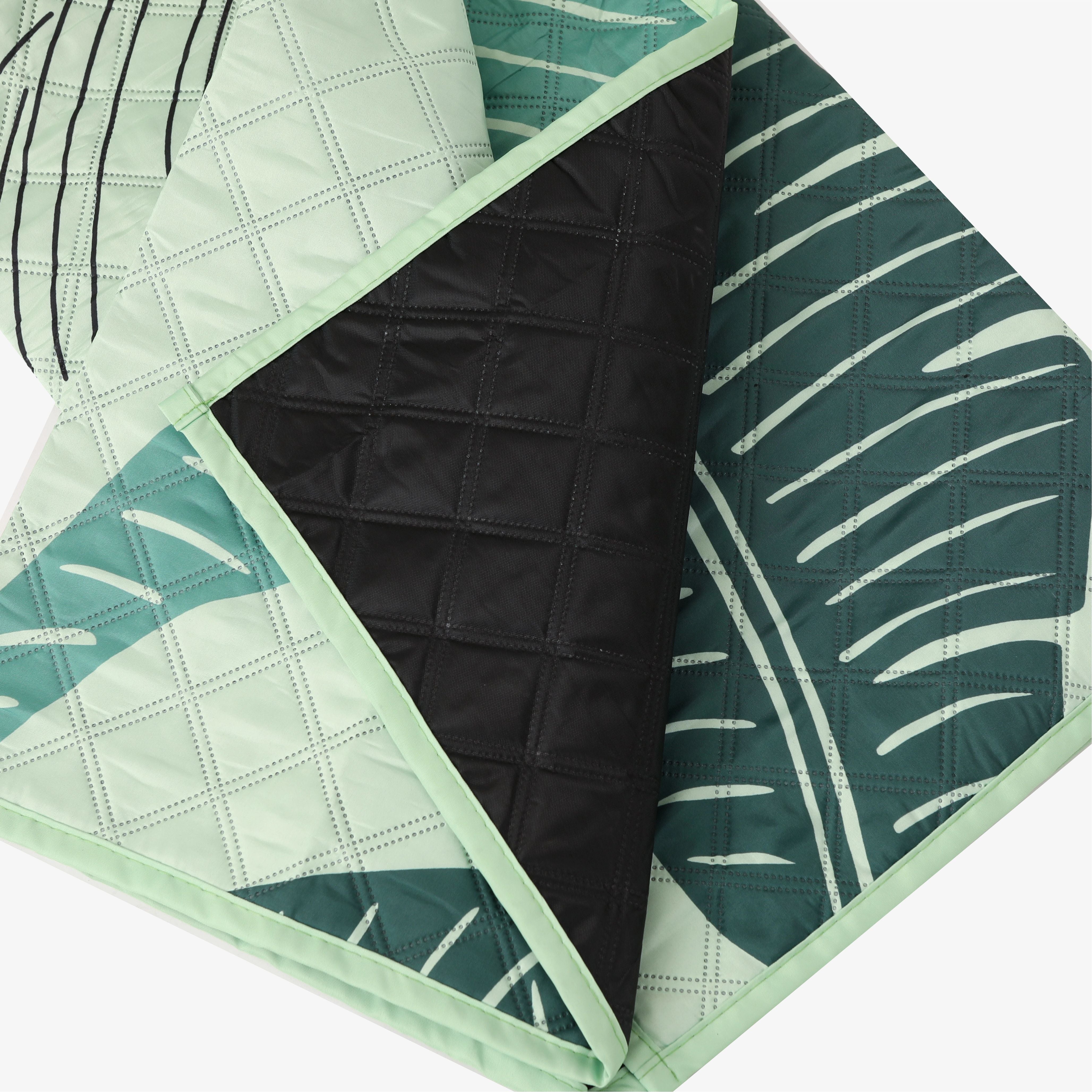 Outdoor moisture-proof mat, thickened picnic mat, camping outdoor waterproof lawn tent, portable floor mat, outdoor beach canvas Tropical green plan