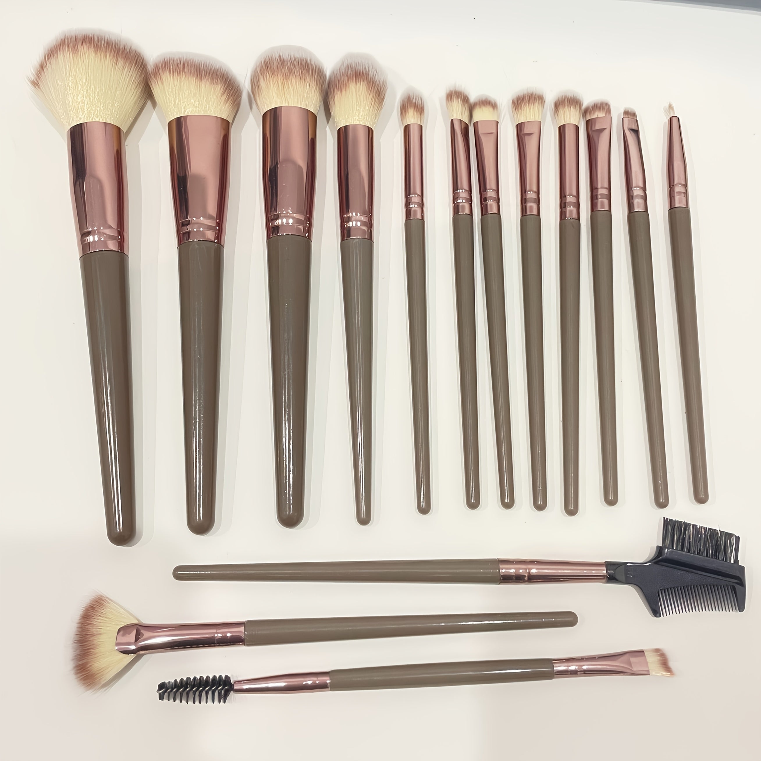 TEMU 15pcs Valentine's Day Gift Set - Complete Makeup Brush Set - High-quality Synthetic Eyeshadow Powder Foundation Face Blending Blush Brush -