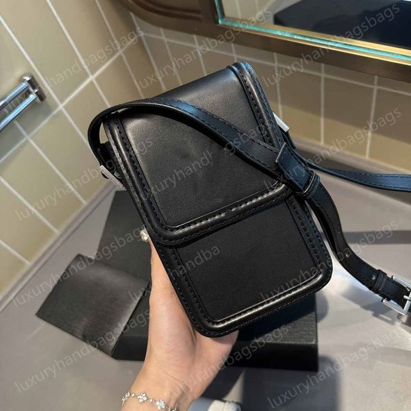 2024 Men Fashion Casual Designe Luxury Bag leather 17cm Crossbody schoolgirl Handbag Tote Shoulder Bag Quality Purse Pouch PHONE bag WYG