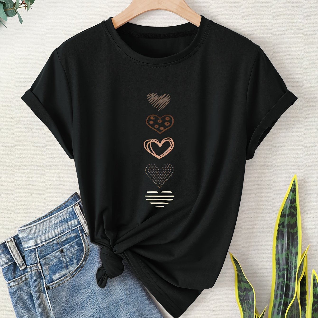 TEMU Women's Heart Print T-shirt - Short Sleeve Round Neck Casual Top With Hearts, Breathable Stretch Fabric For Gym, Training & Casual Attire,