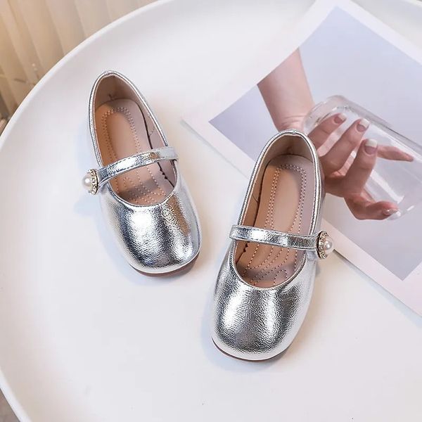 Little Girls Leather Shoes Children Flats Skin Bright Kid Mary Janes Chic Moda simples Princesa 241205