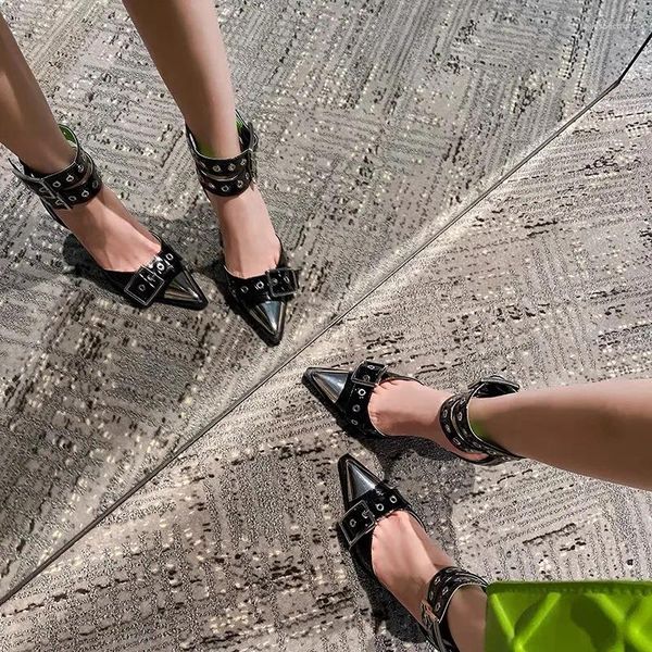 Sandals Dress Shoes Super High Heels pontiagudos femininos designer de outono bombas sexy zapatillas mujer q241226
