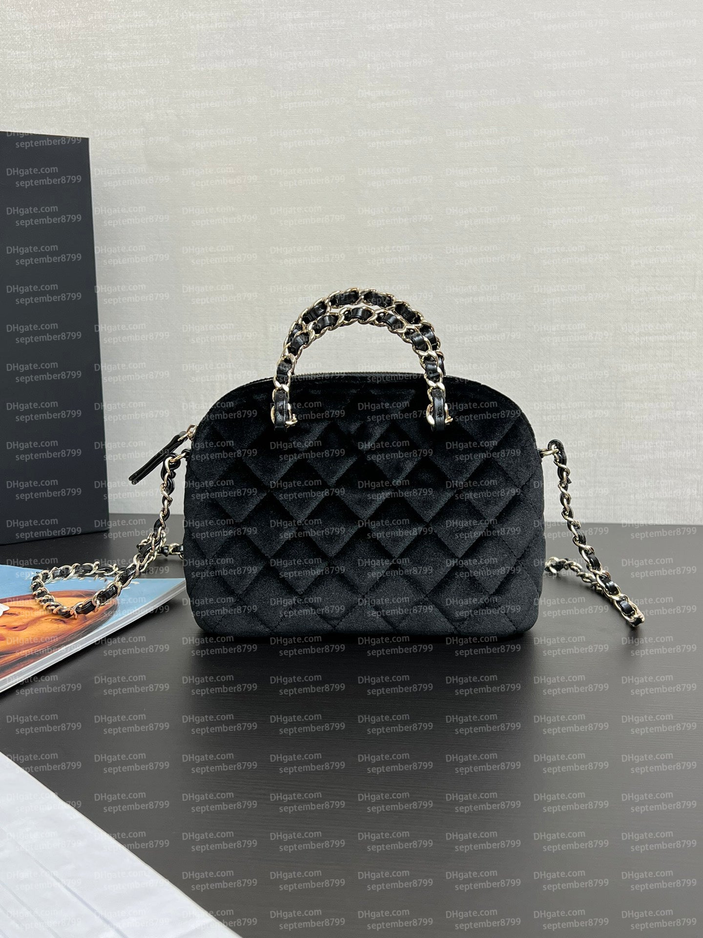 New Designer Bag 24B Chain Shell Bag 10A TOP Mirror Quality Genuine Leather Shoulder Bag Handbag CC Bag Luxury Bag Vintage Velvet Chain Bag Purse Wi