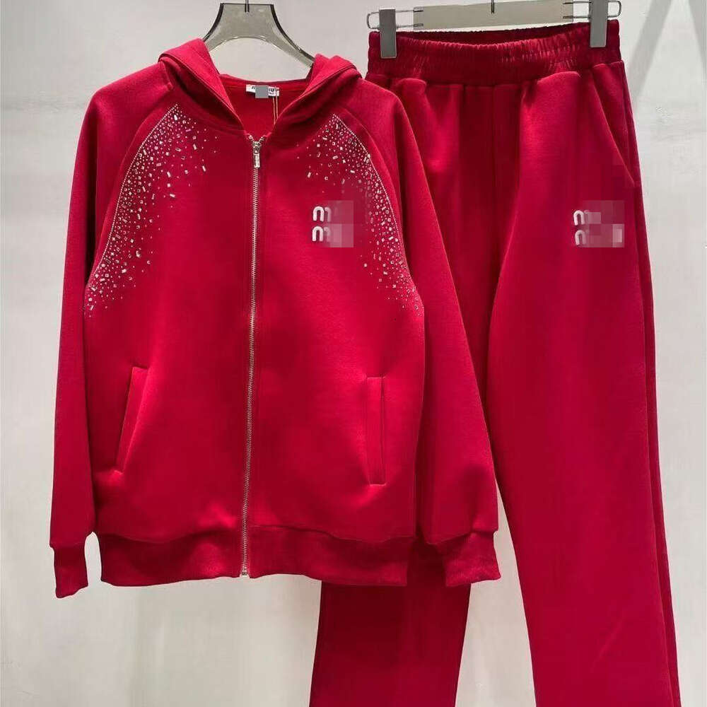 Hoodie Miiuhoody Sweatpants 2 Piece Outfits Womens Designer Mm Tracksuit Embroidery Dia Rhinestone Hoodies Baggy Joggers Fleece Sportswear Set E33