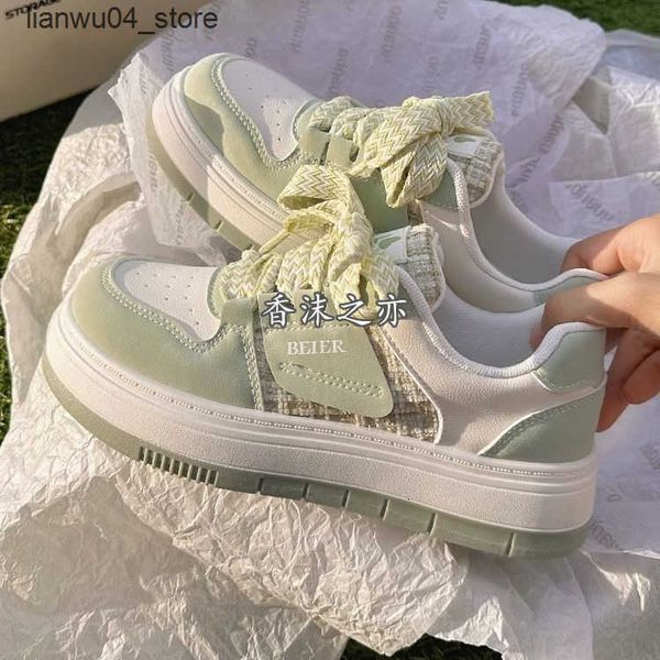 Casual Shoes DR Sneakers Green White Board Shoes for Women; Trendy 2024 Student Sneakers H250110