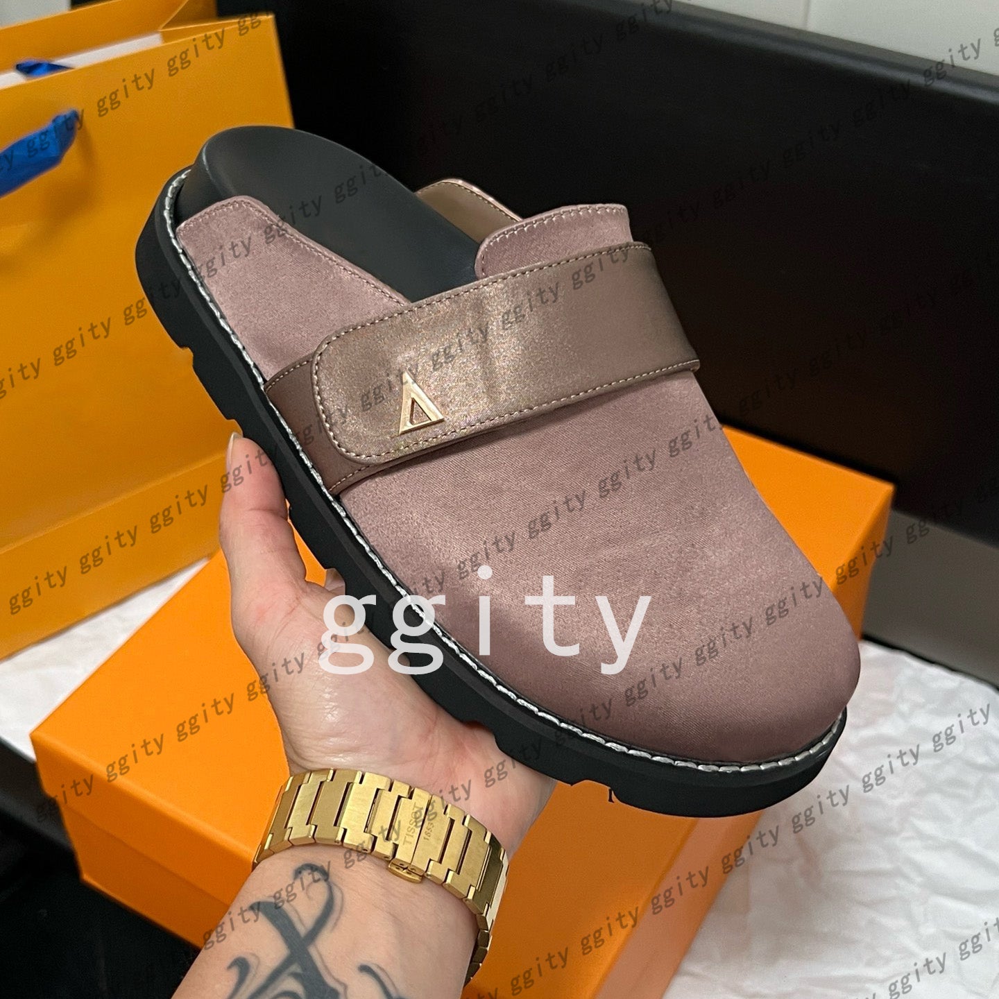 Designer Slipper Cosy Flat Sandals Calfskin Mules Clogs Denim Letter Printing Comfort Casual Shoes Platform Easy Sandal Fashion Womens