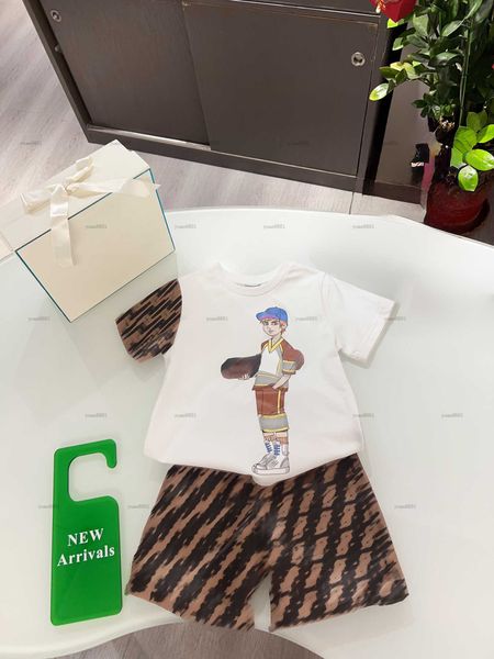Popular baby T-shirt set Summer boys tshirt set kids designer clothes tracksuits Figure sports pattern print Short sleeved and shorts