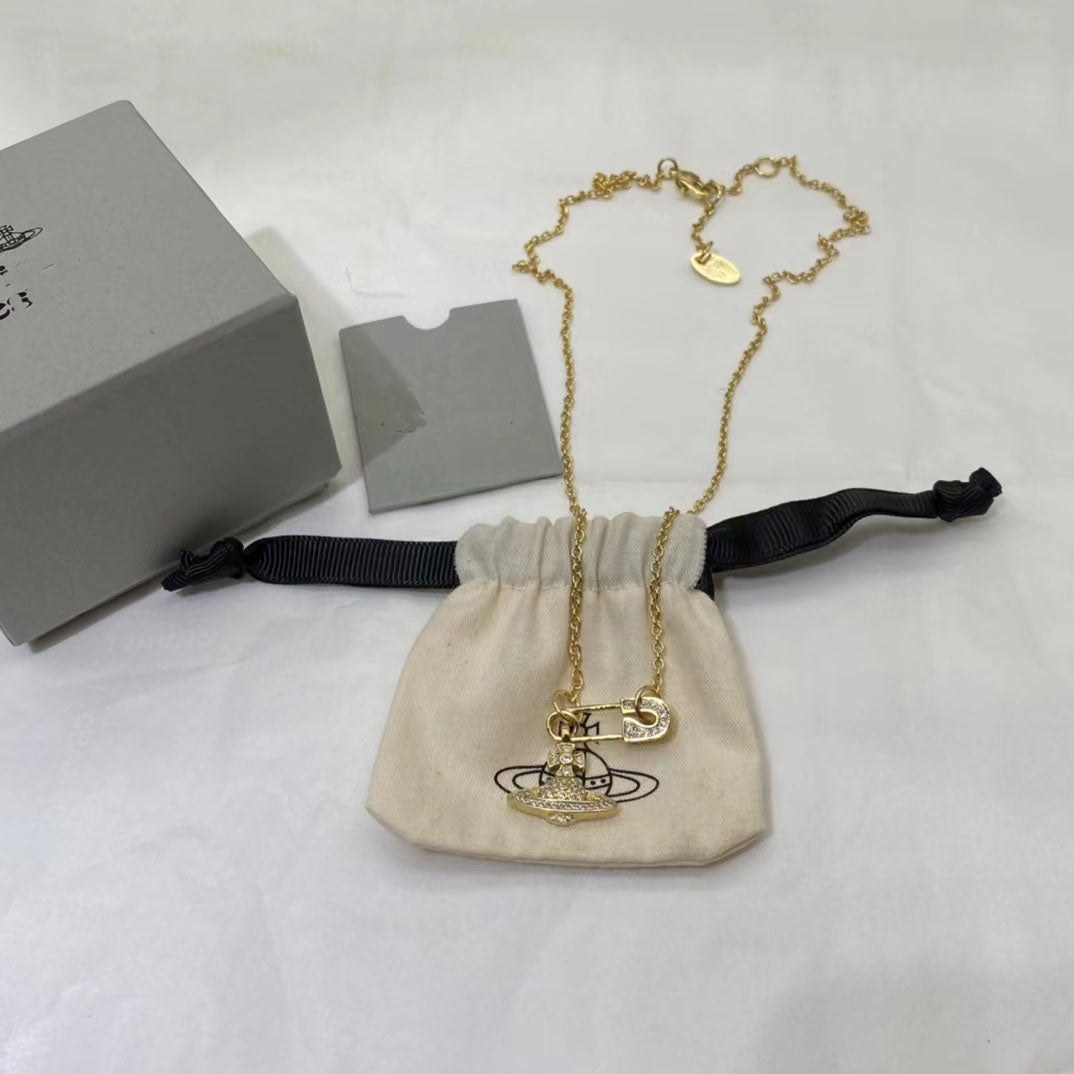 Vivian Classic Saturn Diamond Pendant Necklace Designer Vivienne Collar Chain Women Jewelry