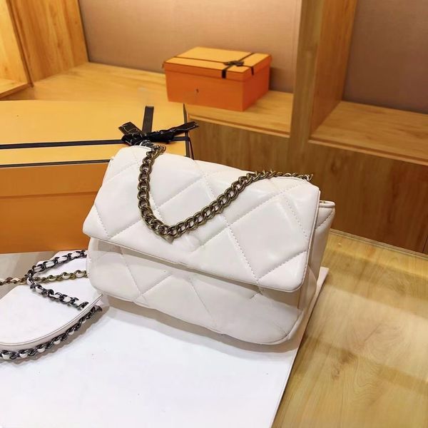 Designer Handbag Crossbody Bags Chain Flap Bag Mirror quality Lambskin Shoulder Bags