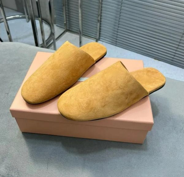 2024 slippers for home use winter indoor plush warm shoes thick soled plush waterproof leather home slippers ladies suede cotton shoes