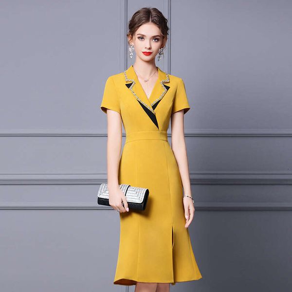 High-end Summer Dress Suit Collar Nail Diamond Yellow Waist Slimming Mid Length Fish Tail Skirt 2024 New Style Short BOHO DRESS High Waist D