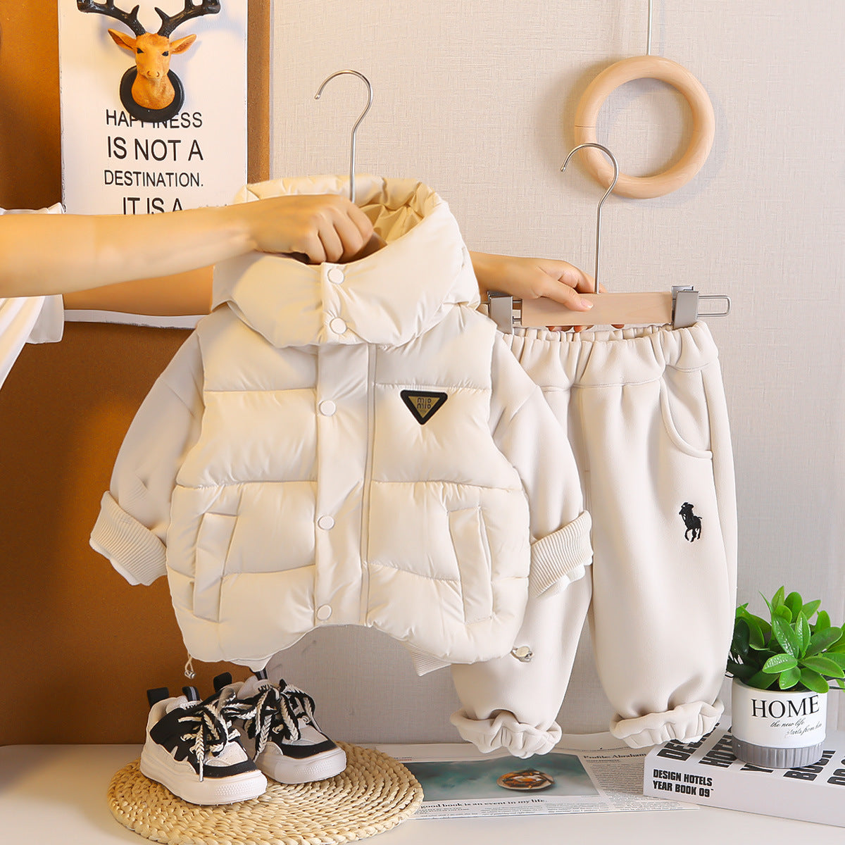 2025 New Arrival Boys&#039; Winter Fleece Lined Hooded Vest Fashionable Warm Baby Toddler Winter Outfit 3 pieces