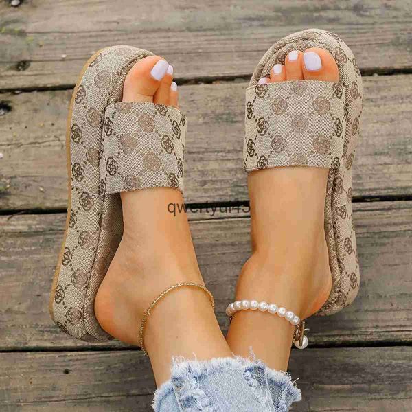 Slippers Women Plaorm Soes New Summer Slides Flats Sandals Designer Outdoor Ladies Beac Sandalias qwertyui45 H241107