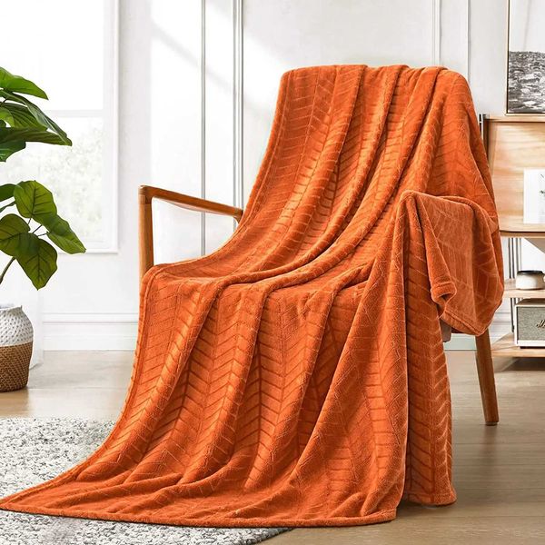 Soft Brushed Flannel Throw Blanket Burnt Orange Fleece Blankets Chevron Pattern for Sofa Chair Couch - Fluffy Warm Cozy Y240730