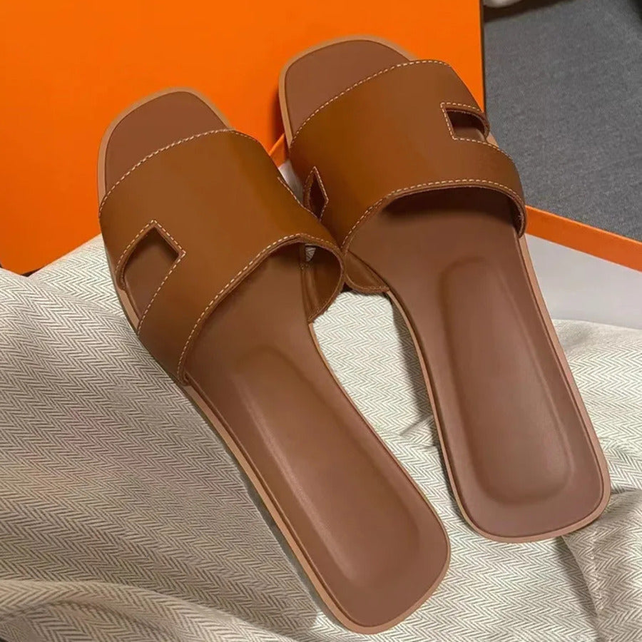 Womens Sandals Designer Sandals Slippers Floral Slippers Leather and Rubber Flats Sandals fashion Summer Beach Shoes Bottoms Slippers