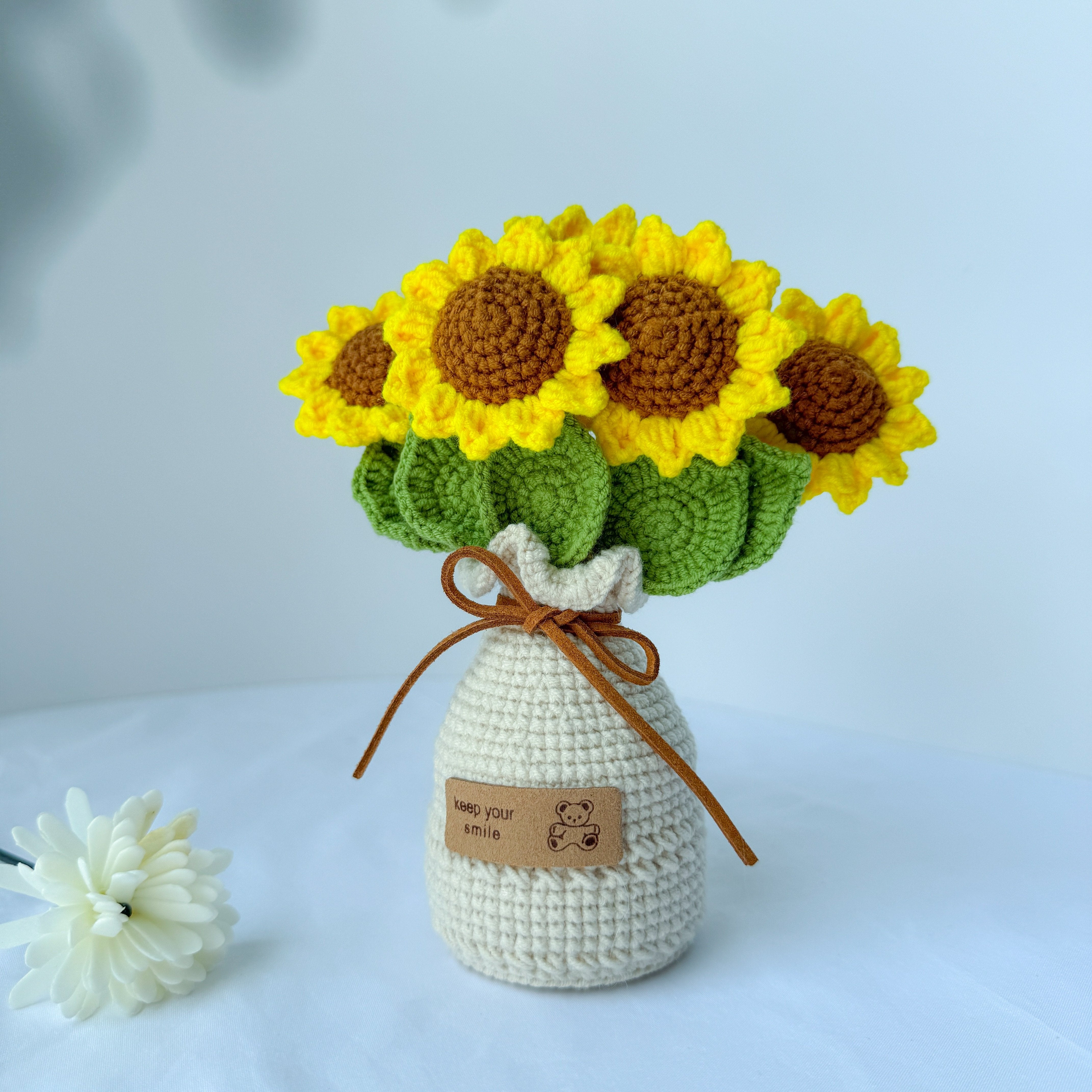 TEMU Handcrafted Crochet Sunflower Decor In Vase With "keep " Tag – Vibrant Yellow & Brown Sunflowers, 6.7" Tall, Home, Office, Or Gift , Crochet
