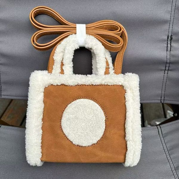 luxury fashion Totes Shoulder Designer bag fur winter Shopping small large Bags fashion woman tote Portable Lage handbag Beach Bag computer