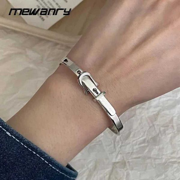 Chain Mewanry Womens Colorful Geometric Belt Creative Design Fashionable Retro Personalized Birthday Jewelry Q241203