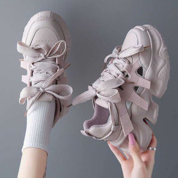 New Dad for Women Korean Version Hollow Out Sneakers Trend Lace Up Design Sport Female Platform Casual Shoes dhshoesad