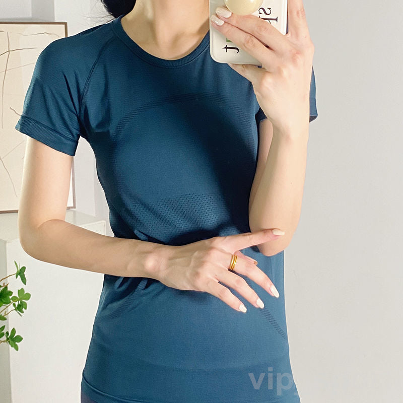 Lu Align Lu Running T-Shirts Yoga Woman Sport Short Sleeved Fitness Top Lady Outdoor Swiftly Tech Quick Dry Shirt Jogging Tee Gym Swift Speed Breath