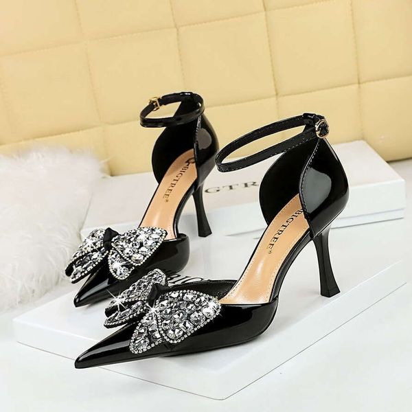 8323-H21 Korean Fashion Banquet Hollow High Heels Shallow Mouth Pointed Water Diamond Bow Strap Women&#039;s Sandals 1