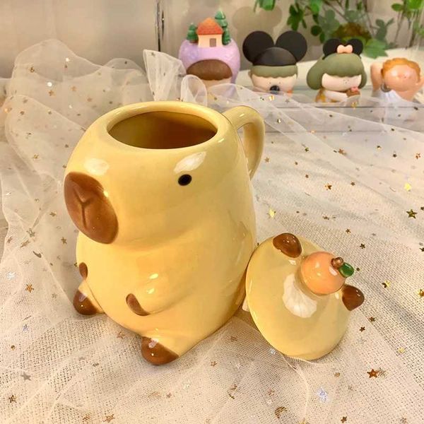 3D Capybara Mug Ceramic Coffee Mug Cartoon Capybara Couple Cup With Handle And Lid Funny Tea Cup Girls Gift Party Photo Prop Y240813