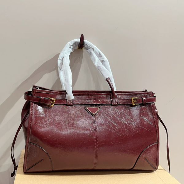 Designer Duffle bag Tote Classic Travel luggage for women men Large capacity handbag totes shoulder Bags mens womens large capacity travel b