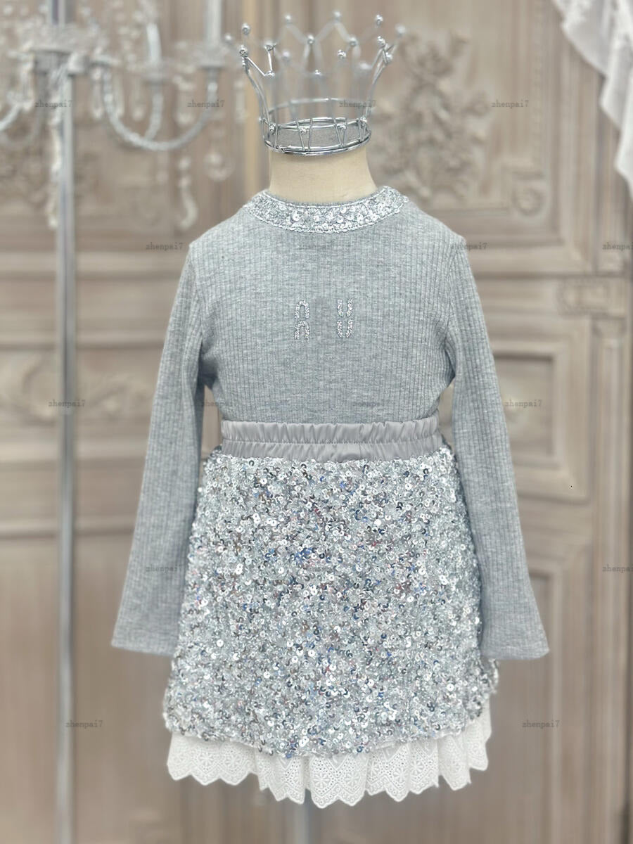 Top girls dress set Simple design princess dress kids designer clothes White round-neck hoodie and Shining Design skirts A079X03N032