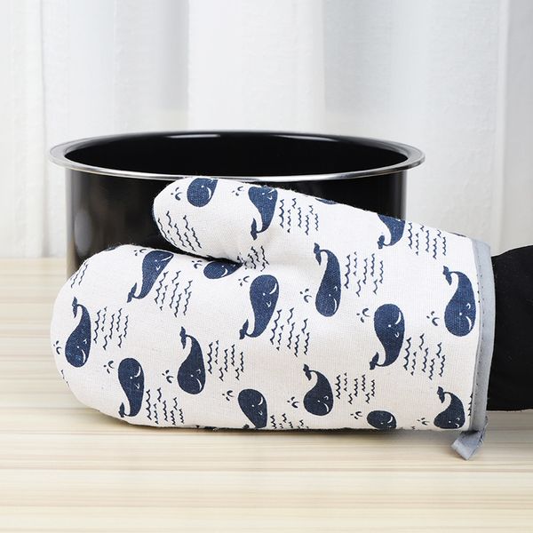 New cotton en thermal insulation gloves, cartoon creative microwave oven and heat-resistant gloves