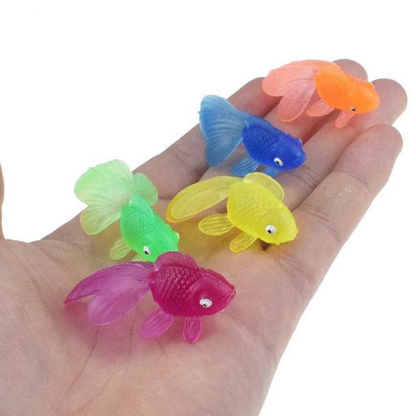 10pcs-set Mini Soft Rubber Gold Fish Baby Bath Toys Plastic Simulation Small Goldfish Water Toy Fun Kids Swimming Beach Toys Y240813