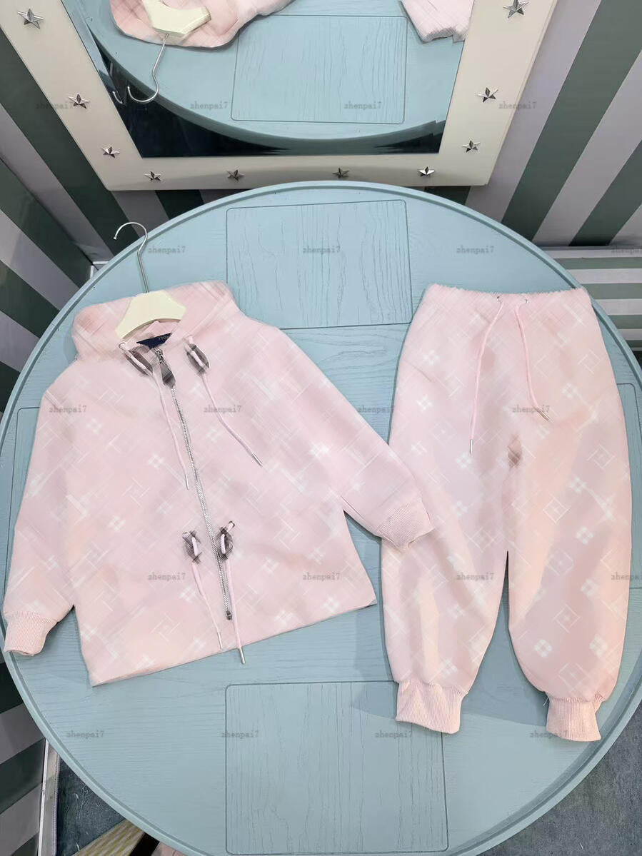 Top baby Coat set Waist-closing hood design Tracksuits Kids designer Clothes Hooded jackets and casual pants A958X26N211