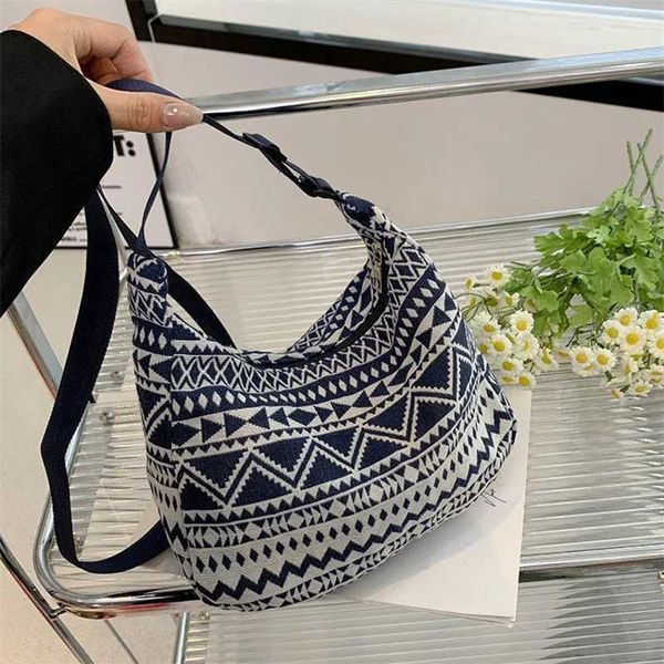 Fem Shoder Messenger Bag Trend Bag Simple Zipper Handbag Ethnic Style Canvas Shoder Bag Small Handbag 2023 Woven Beach Bag Y241026