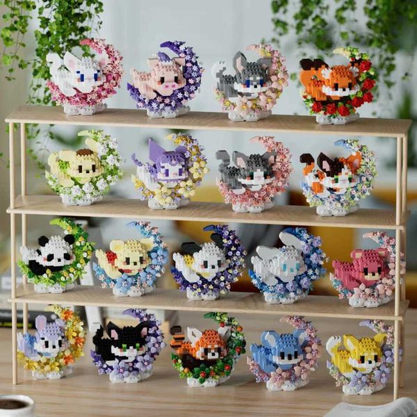 Blocks New cartoon animals small particles building blocks puzzle assembly decoration childrens toys Christmas gifts H240104