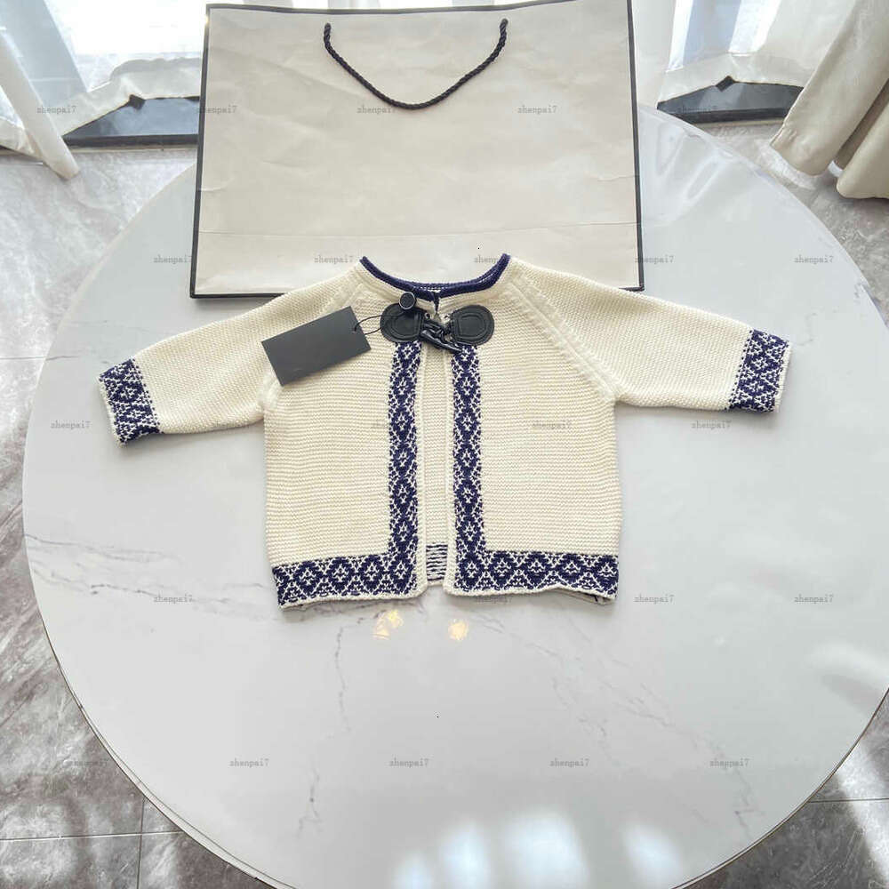 Top newborn jumpsuits Various styles jacket infant bodysuit designer baby clothes Long sleeved toddler coat A391X11N301