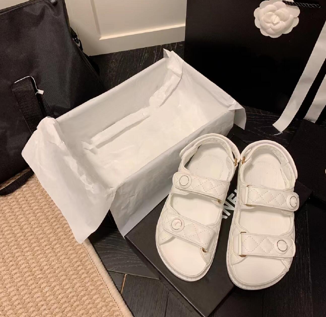 High quality leather sandals black flat shoes ladies casual designer outdoor luxury slippers ladies flat comfortable beach sandals size 35-42