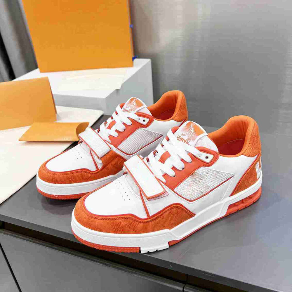 TopSelling Famous brand L couple sport shoes designer summer Breathable sandals Classic luxury sneakers for Men women outdoor casual walking Loafers